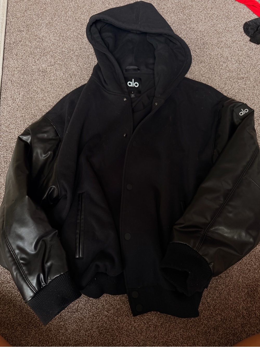 ALO Yoga Men's Black Hooded Bomber Jacket with Faux-Leather Sleeves
